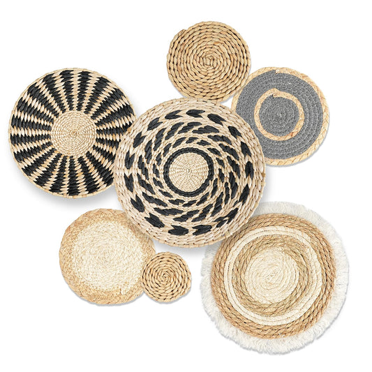 7PCS Boho Wall Baskets Set, Boho Wall Decor, Round Handmade Seagrass Rattan Wicker Wall Art Boho Room Decor Hanging Wall Basket Decor for Farmhouse Living Room Bedroom Display Table Kitchen Home